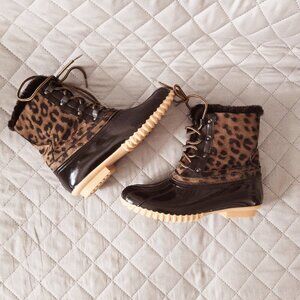 Winter Weather Anti-Slip Waterproof Leopard Duck Booties